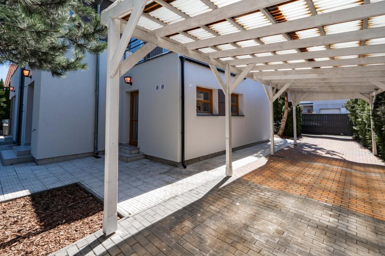Serenity Prague Villa With Garden Jacuzzi Extérieur photo