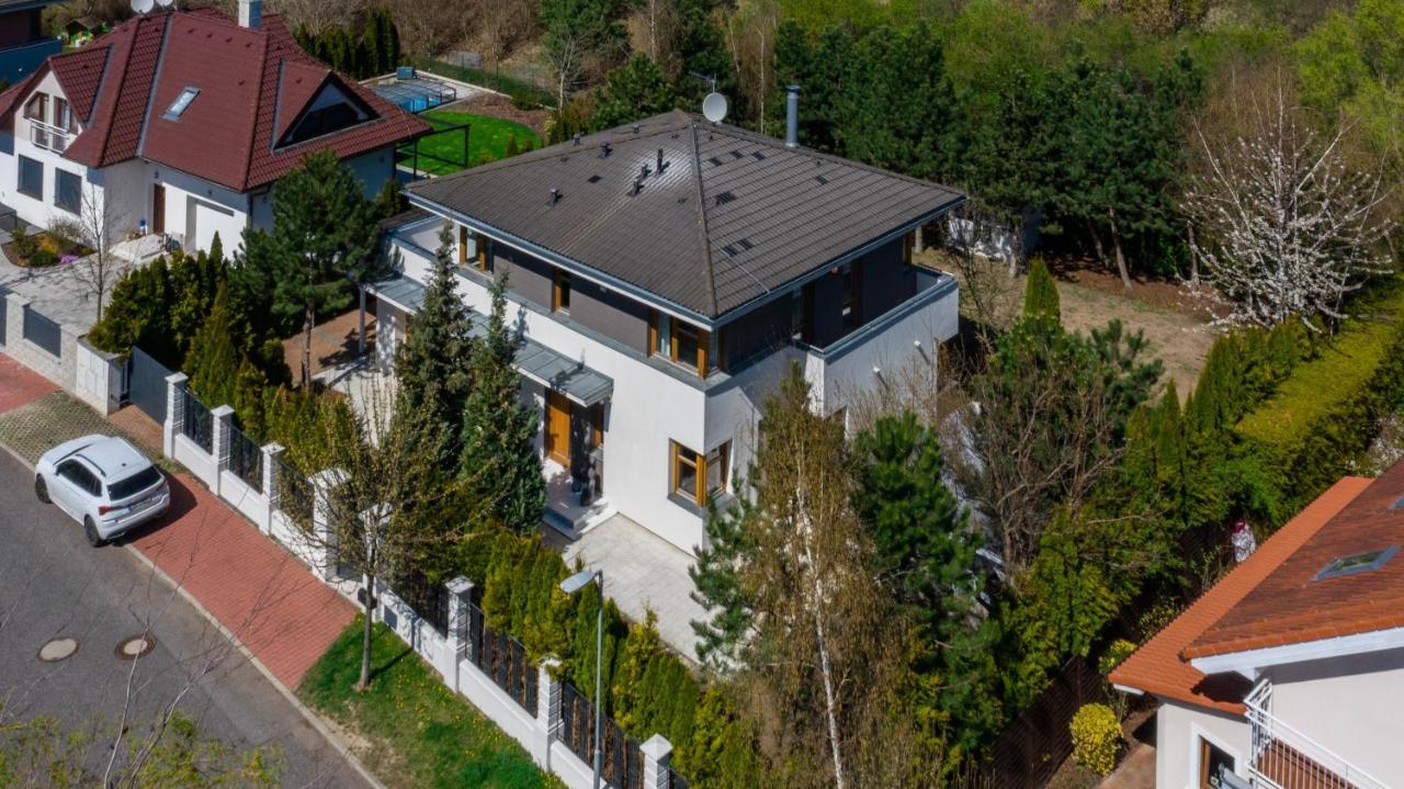 Serenity Prague Villa With Garden Jacuzzi Extérieur photo