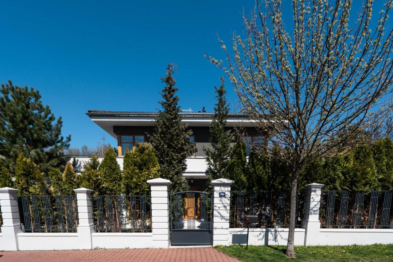 Serenity Prague Villa With Garden Jacuzzi Extérieur photo